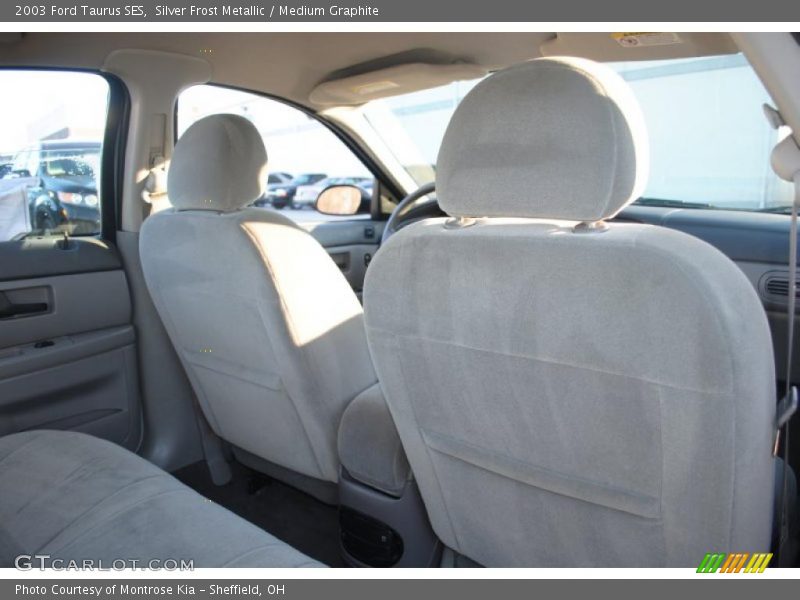 Silver Frost Metallic / Medium Graphite 2003 Ford Taurus SES