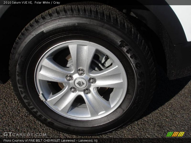 Polar White / Gray 2010 Saturn VUE XE
