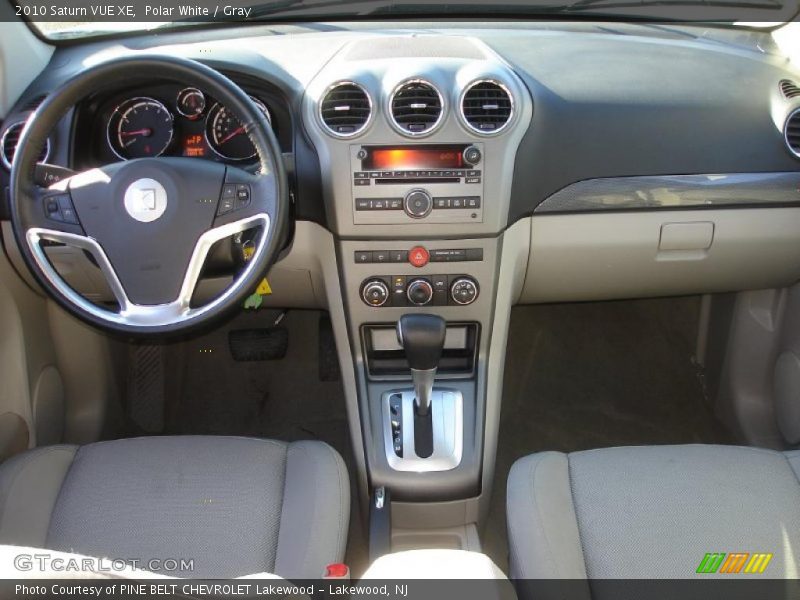 Polar White / Gray 2010 Saturn VUE XE