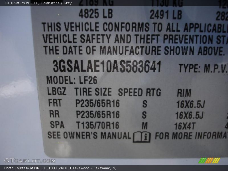 Polar White / Gray 2010 Saturn VUE XE