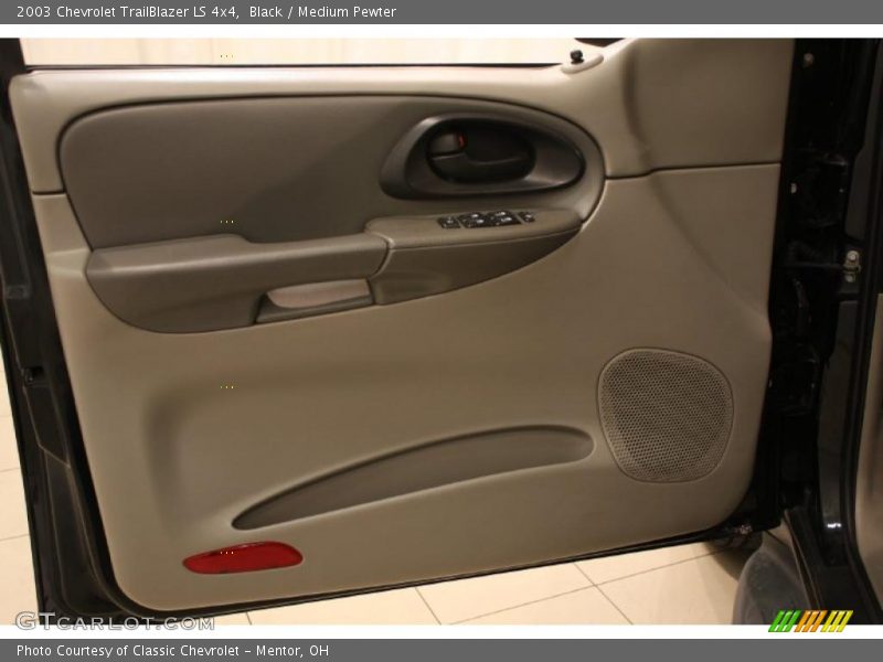 Black / Medium Pewter 2003 Chevrolet TrailBlazer LS 4x4