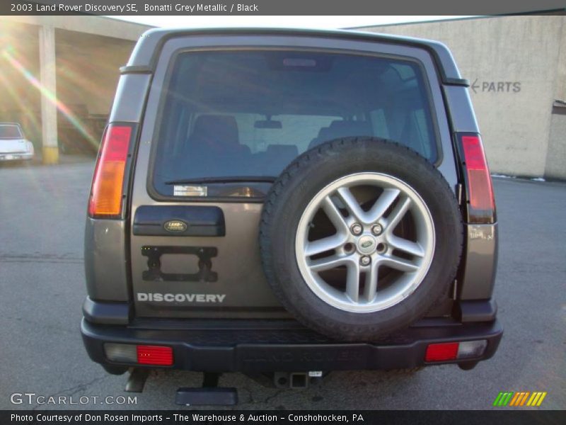 Bonatti Grey Metallic / Black 2003 Land Rover Discovery SE