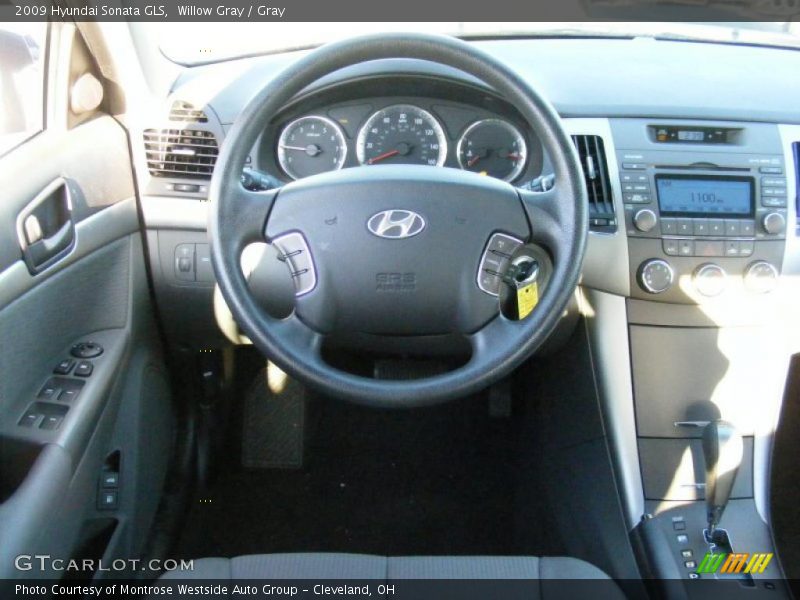 Willow Gray / Gray 2009 Hyundai Sonata GLS