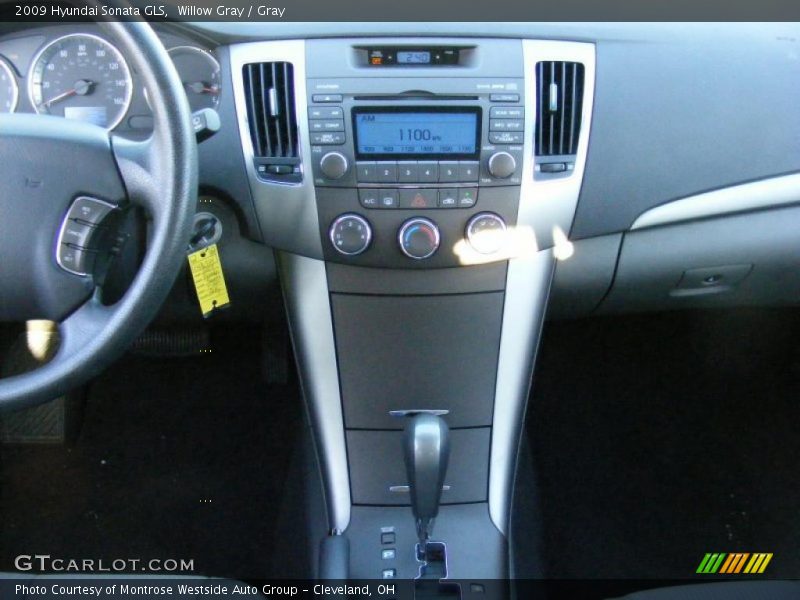 Willow Gray / Gray 2009 Hyundai Sonata GLS