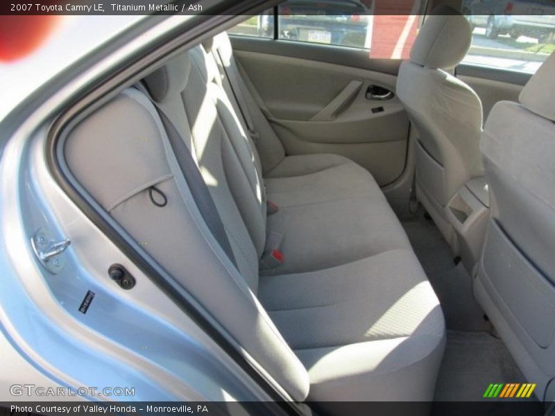 Titanium Metallic / Ash 2007 Toyota Camry LE