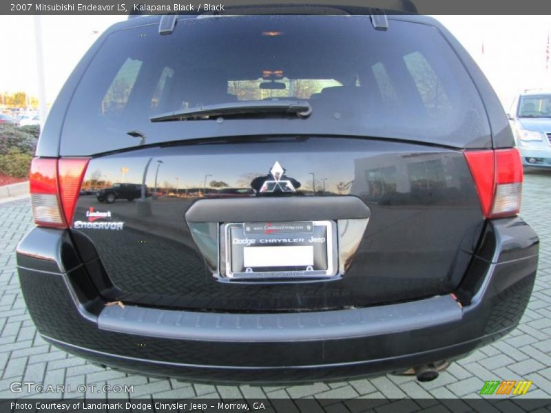 Kalapana Black / Black 2007 Mitsubishi Endeavor LS