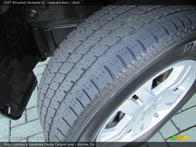 Kalapana Black / Black 2007 Mitsubishi Endeavor LS