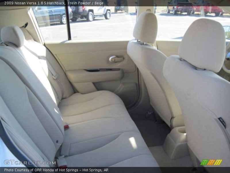 Fresh Powder / Beige 2009 Nissan Versa 1.8 S Hatchback