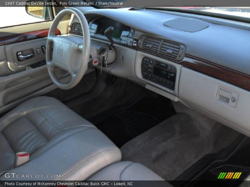  1997 DeVille Sedan Shale/Neutral Interior