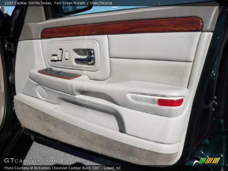Door Panel of 1997 DeVille Sedan