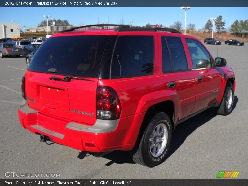 Victory Red / Medium Oak 2002 Chevrolet TrailBlazer LS 4x4