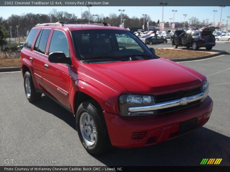 Victory Red / Medium Oak 2002 Chevrolet TrailBlazer LS 4x4