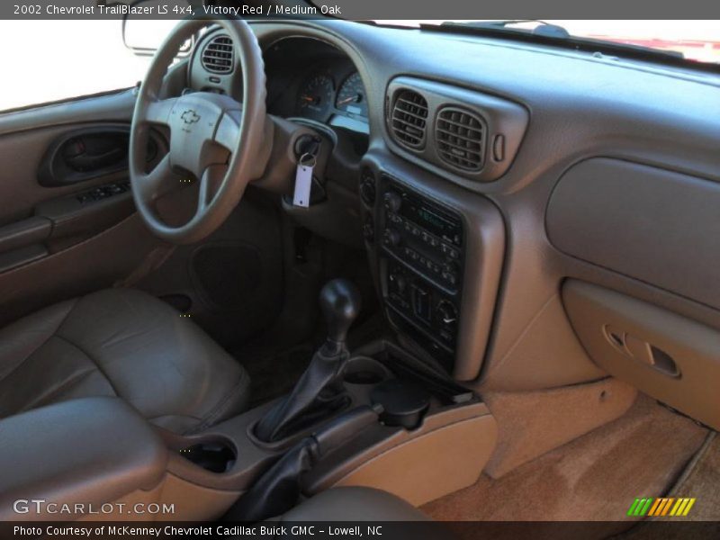 Victory Red / Medium Oak 2002 Chevrolet TrailBlazer LS 4x4