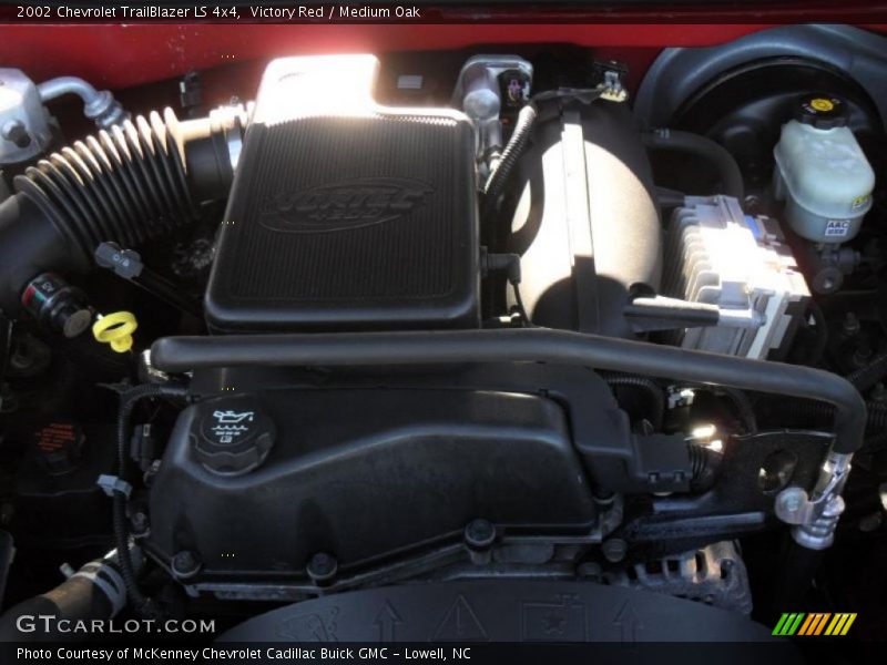Victory Red / Medium Oak 2002 Chevrolet TrailBlazer LS 4x4