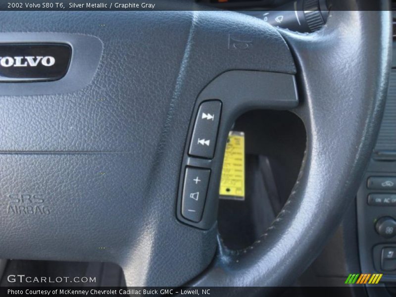 Silver Metallic / Graphite Gray 2002 Volvo S80 T6