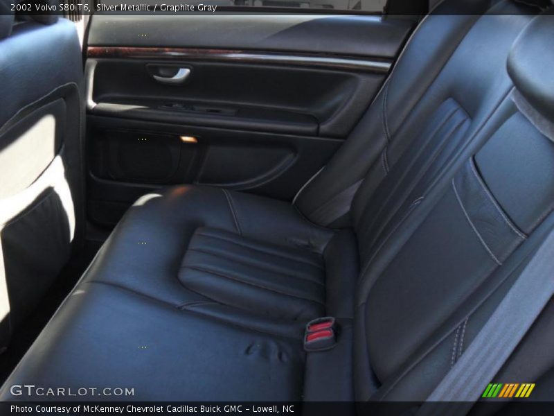 Silver Metallic / Graphite Gray 2002 Volvo S80 T6