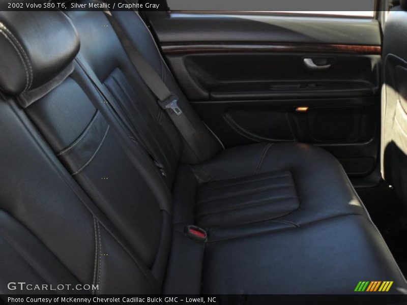 Silver Metallic / Graphite Gray 2002 Volvo S80 T6
