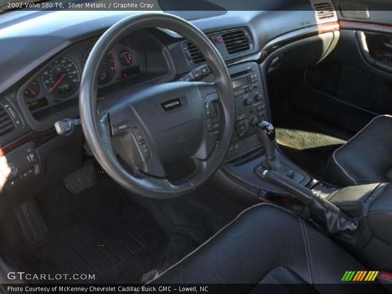 Silver Metallic / Graphite Gray 2002 Volvo S80 T6