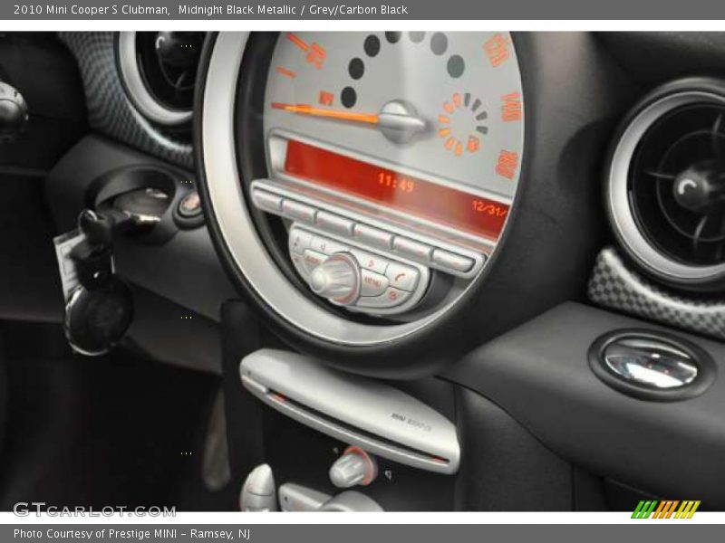 Midnight Black Metallic / Grey/Carbon Black 2010 Mini Cooper S Clubman