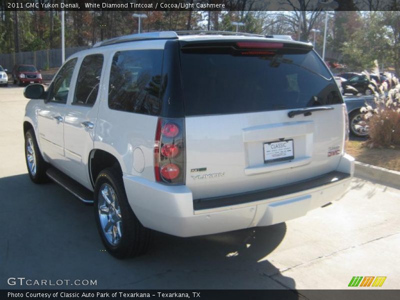 White Diamond Tintcoat / Cocoa/Light Cashmere 2011 GMC Yukon Denali