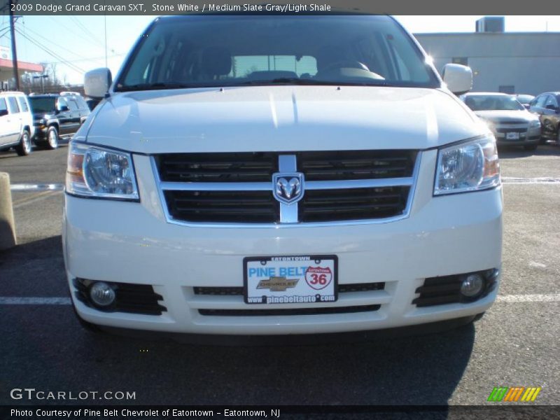 Stone White / Medium Slate Gray/Light Shale 2009 Dodge Grand Caravan SXT