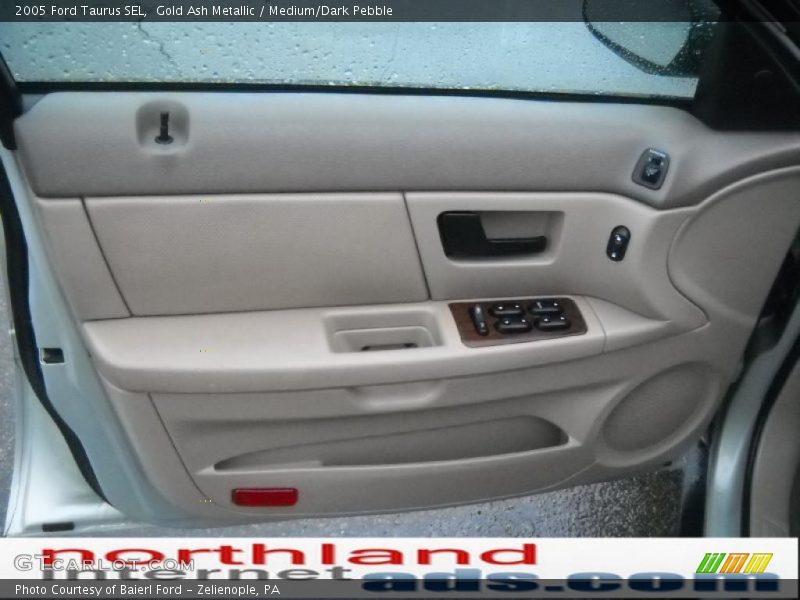 Gold Ash Metallic / Medium/Dark Pebble 2005 Ford Taurus SEL