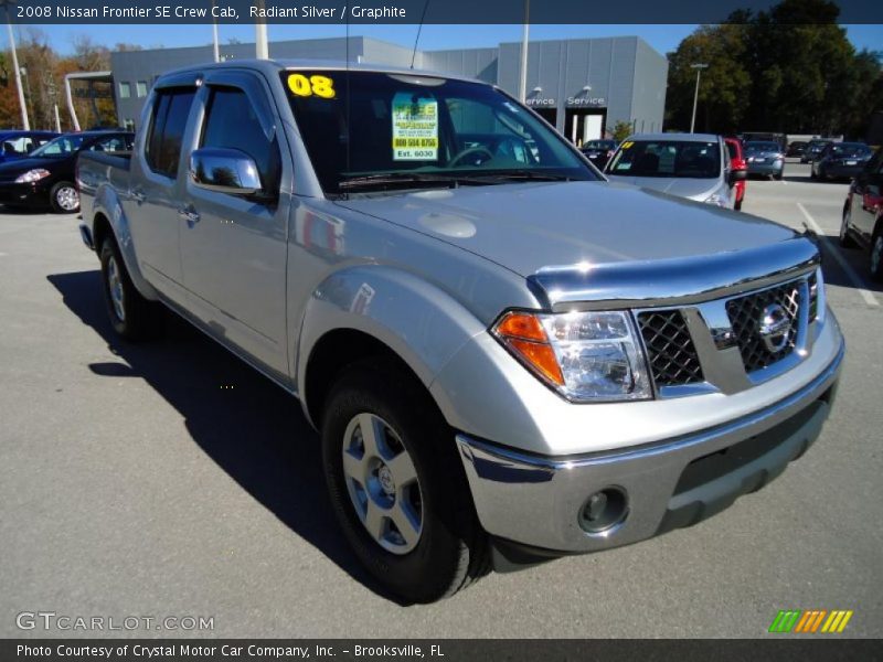 Radiant Silver / Graphite 2008 Nissan Frontier SE Crew Cab