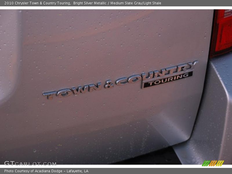 Bright Silver Metallic / Medium Slate Gray/Light Shale 2010 Chrysler Town & Country Touring