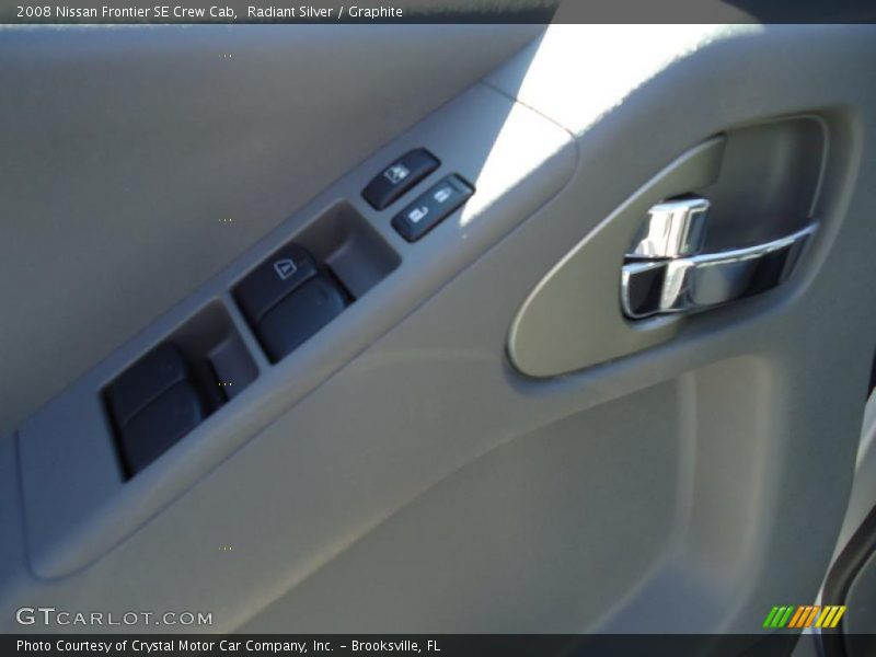 Radiant Silver / Graphite 2008 Nissan Frontier SE Crew Cab