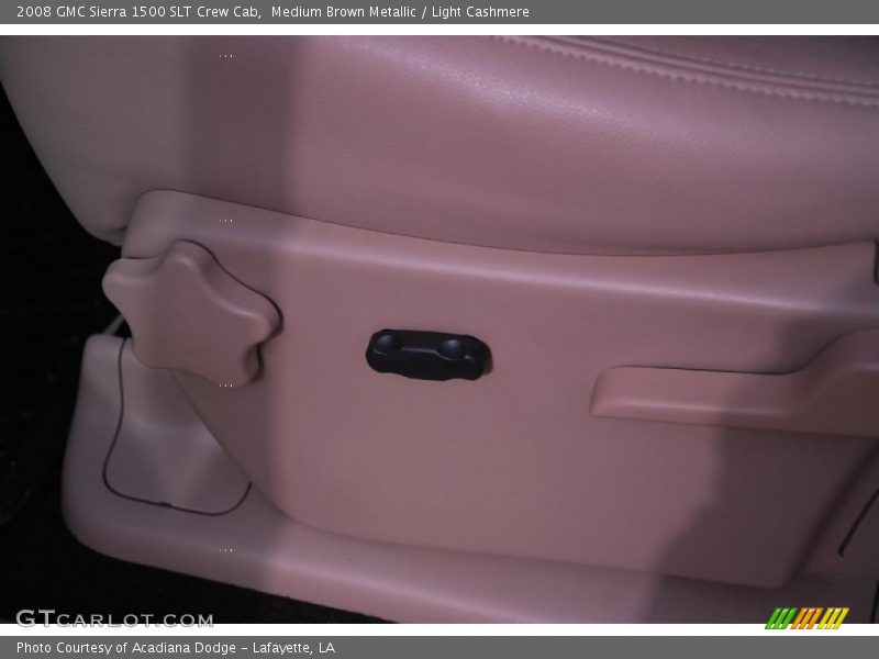 Medium Brown Metallic / Light Cashmere 2008 GMC Sierra 1500 SLT Crew Cab