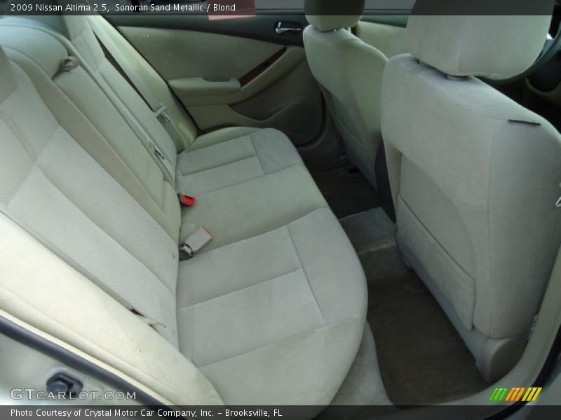 Sonoran Sand Metallic / Blond 2009 Nissan Altima 2.5