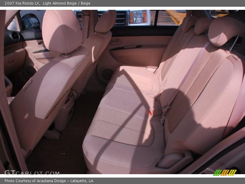 Light Almond Beige / Beige 2007 Kia Rondo LX