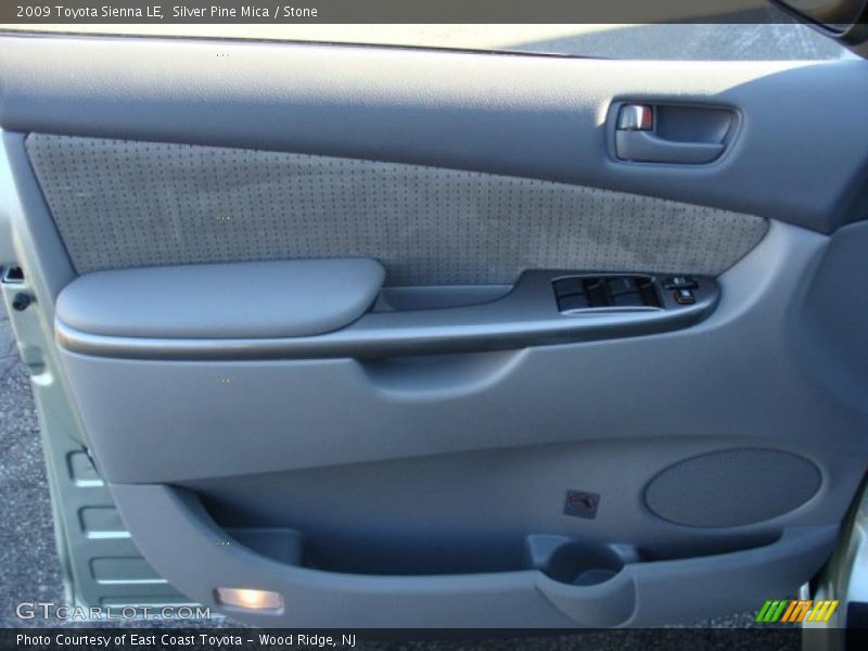 Silver Pine Mica / Stone 2009 Toyota Sienna LE
