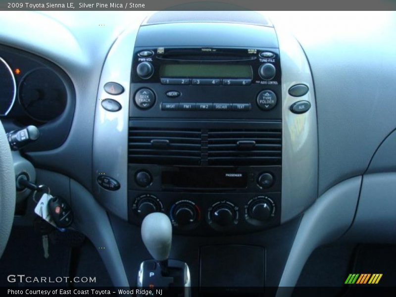 Silver Pine Mica / Stone 2009 Toyota Sienna LE