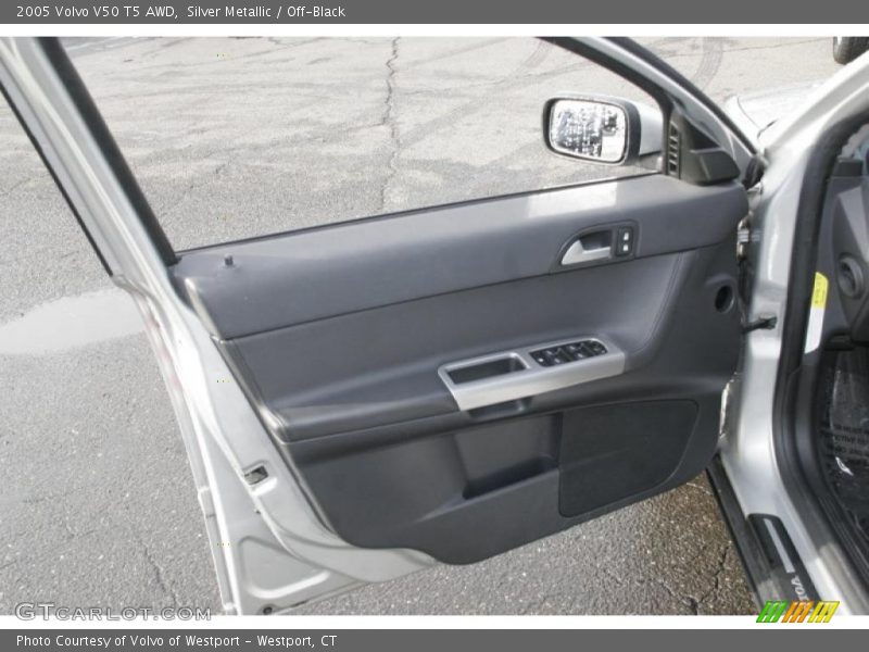 Silver Metallic / Off-Black 2005 Volvo V50 T5 AWD