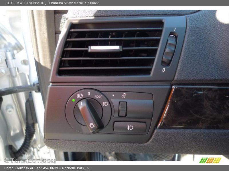 Titanium Silver Metallic / Black 2010 BMW X3 xDrive30i