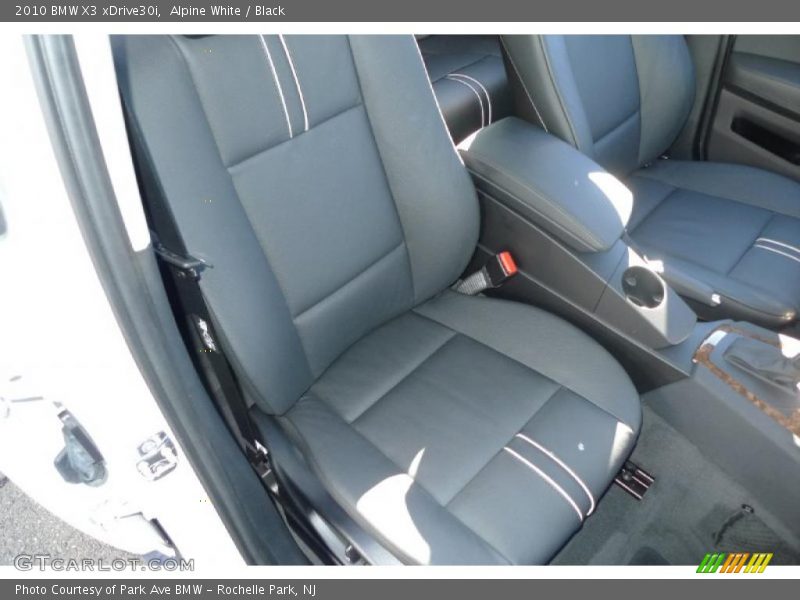 Alpine White / Black 2010 BMW X3 xDrive30i