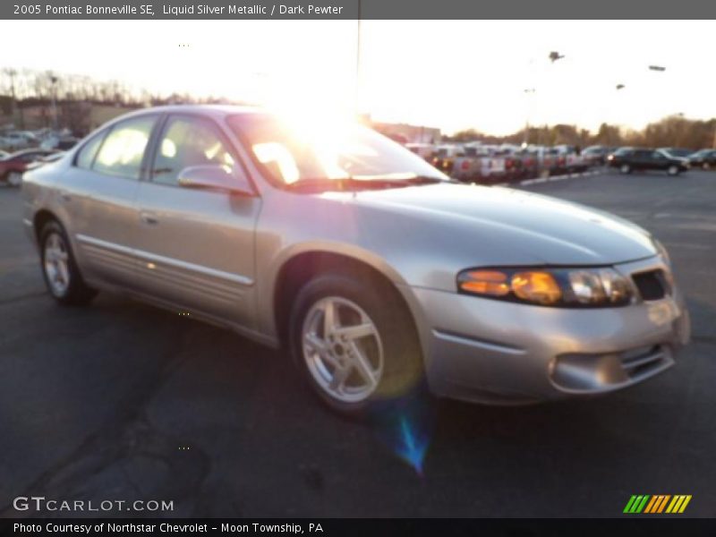 Liquid Silver Metallic / Dark Pewter 2005 Pontiac Bonneville SE