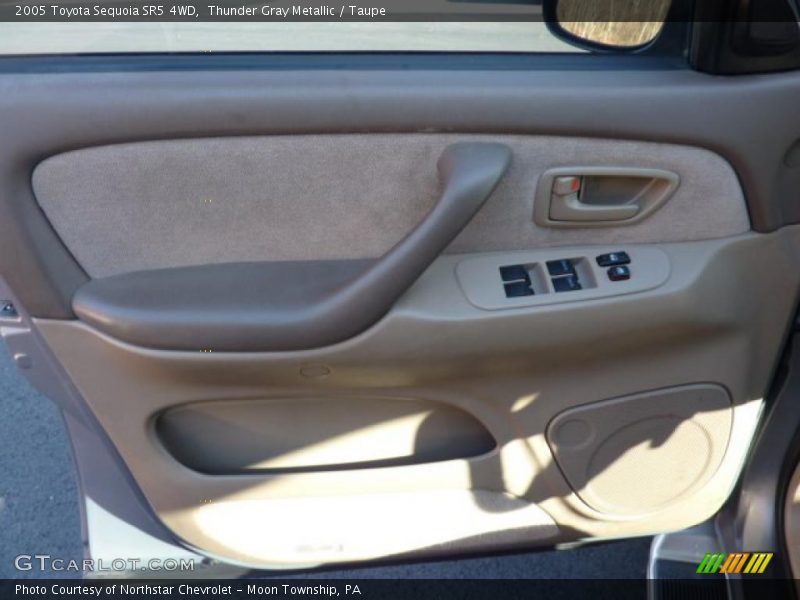 Thunder Gray Metallic / Taupe 2005 Toyota Sequoia SR5 4WD