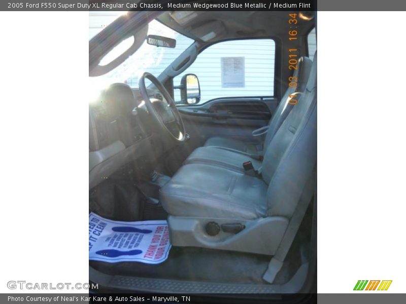 Medium Wedgewood Blue Metallic / Medium Flint 2005 Ford F550 Super Duty XL Regular Cab Chassis