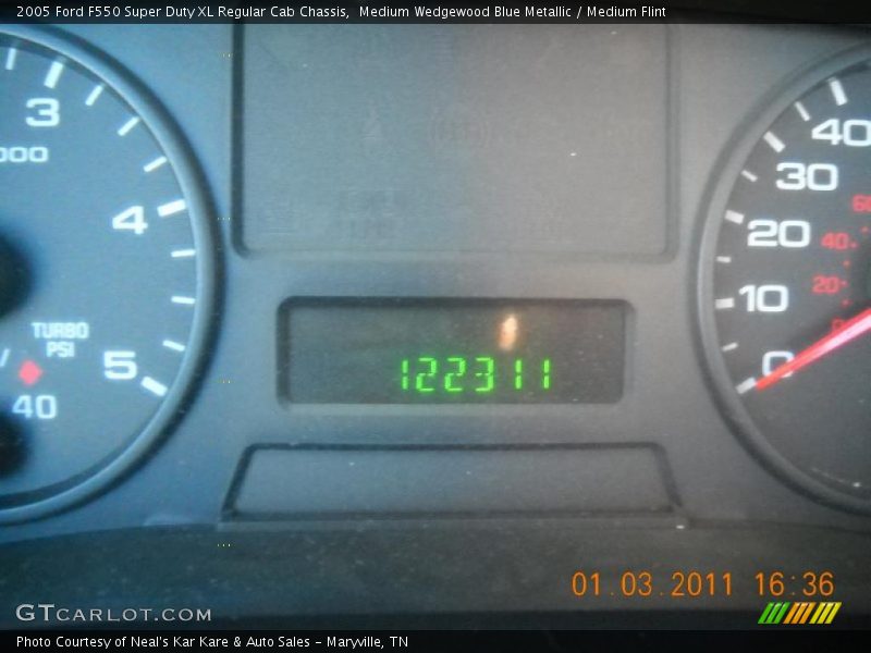 Medium Wedgewood Blue Metallic / Medium Flint 2005 Ford F550 Super Duty XL Regular Cab Chassis