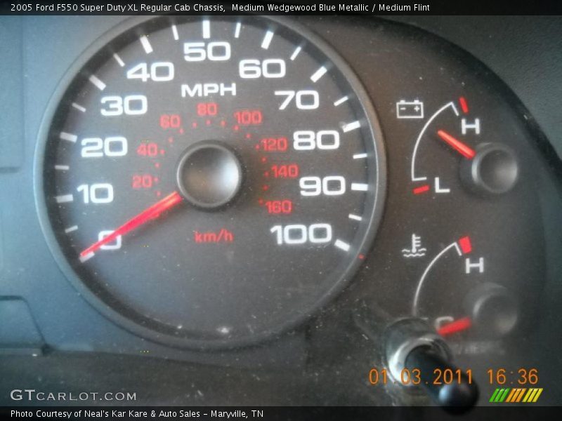Medium Wedgewood Blue Metallic / Medium Flint 2005 Ford F550 Super Duty XL Regular Cab Chassis