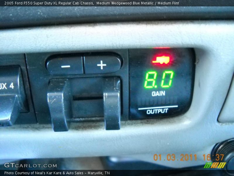 Medium Wedgewood Blue Metallic / Medium Flint 2005 Ford F550 Super Duty XL Regular Cab Chassis