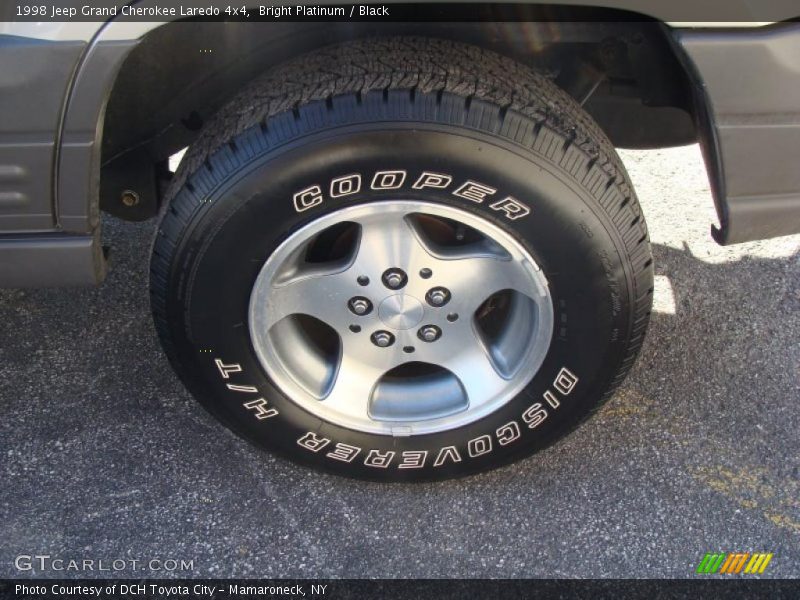  1998 Grand Cherokee Laredo 4x4 Wheel