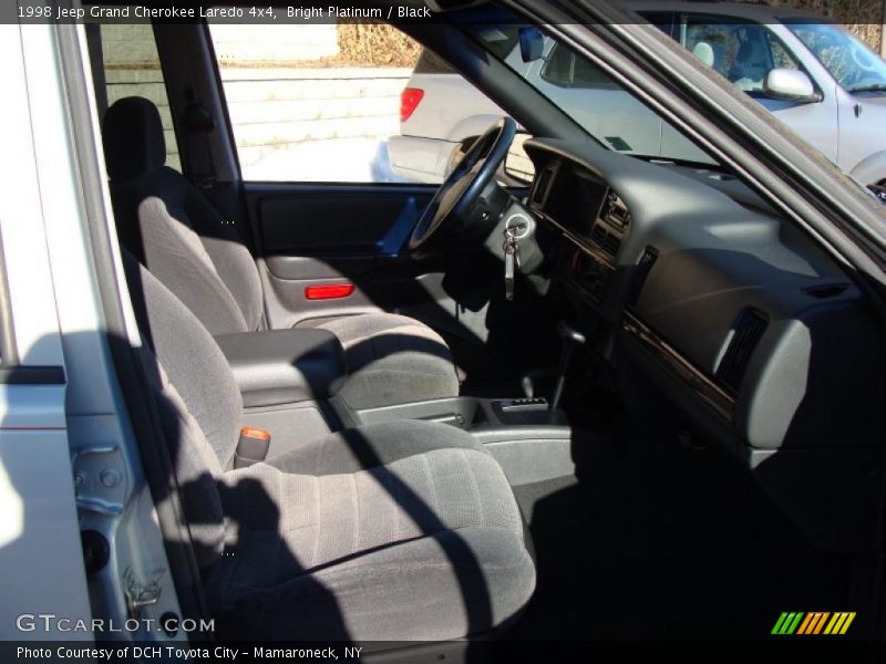 Bright Platinum / Black 1998 Jeep Grand Cherokee Laredo 4x4