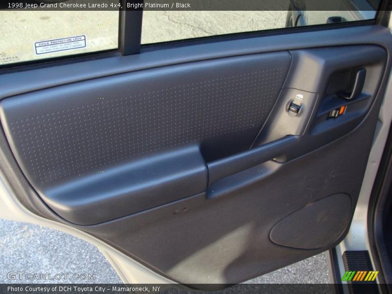 Bright Platinum / Black 1998 Jeep Grand Cherokee Laredo 4x4