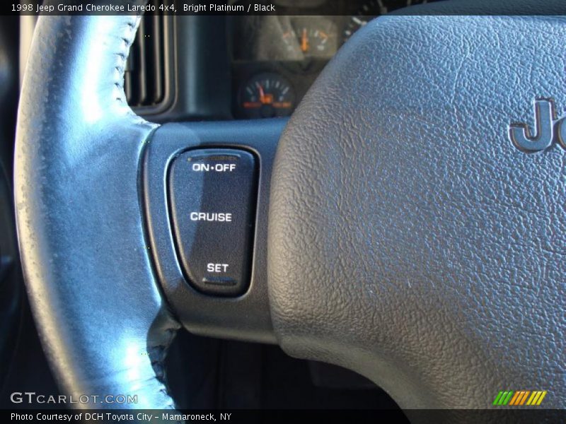 Bright Platinum / Black 1998 Jeep Grand Cherokee Laredo 4x4