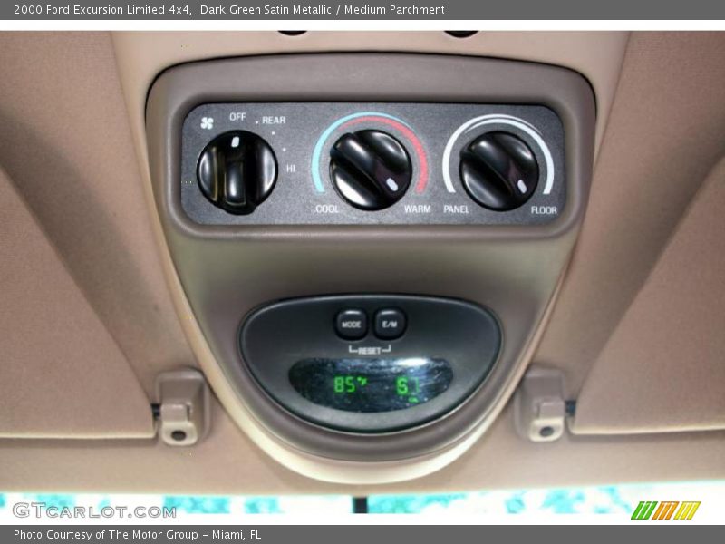 Controls of 2000 Excursion Limited 4x4
