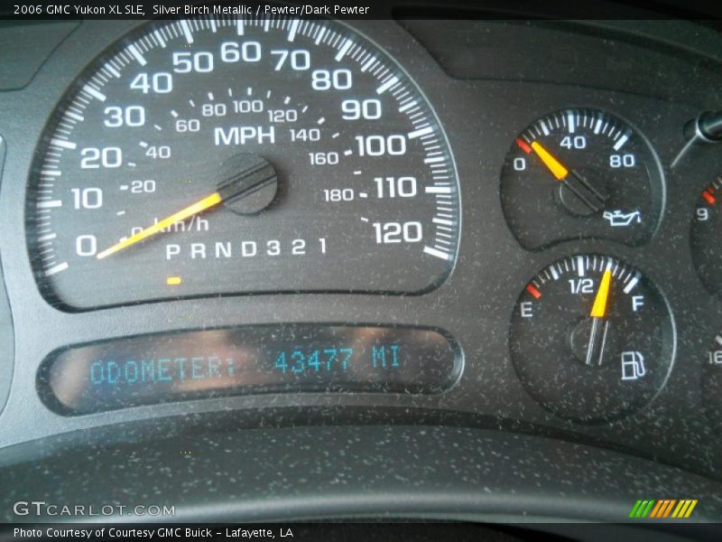 Silver Birch Metallic / Pewter/Dark Pewter 2006 GMC Yukon XL SLE