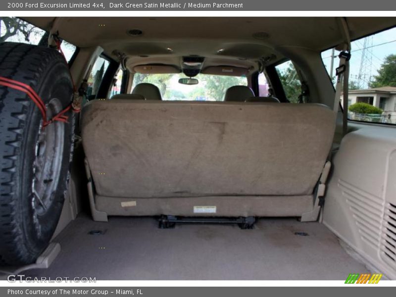  2000 Excursion Limited 4x4 Trunk
